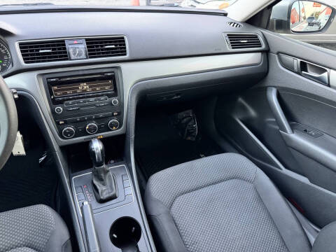 2012 Volkswagen Passat S