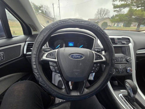2013 Ford Fusion S