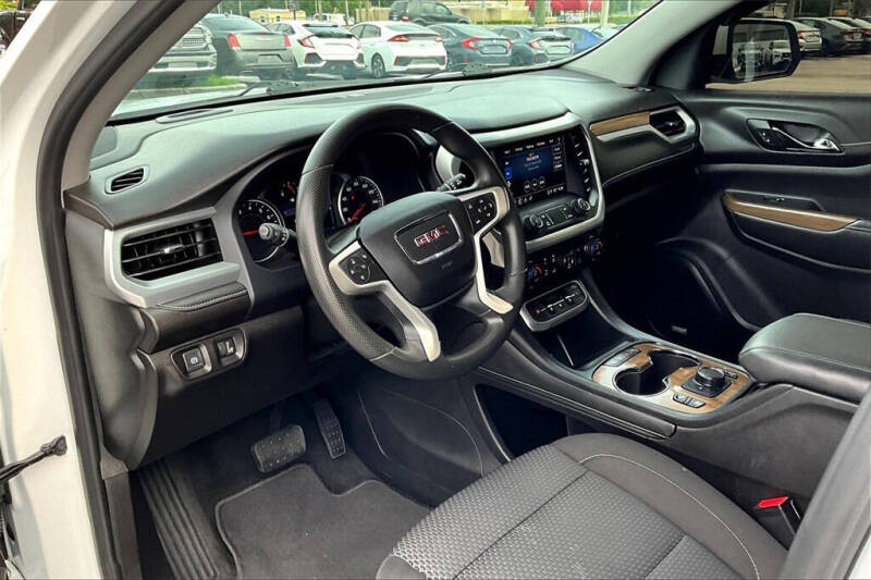 2021 GMC Acadia SLE