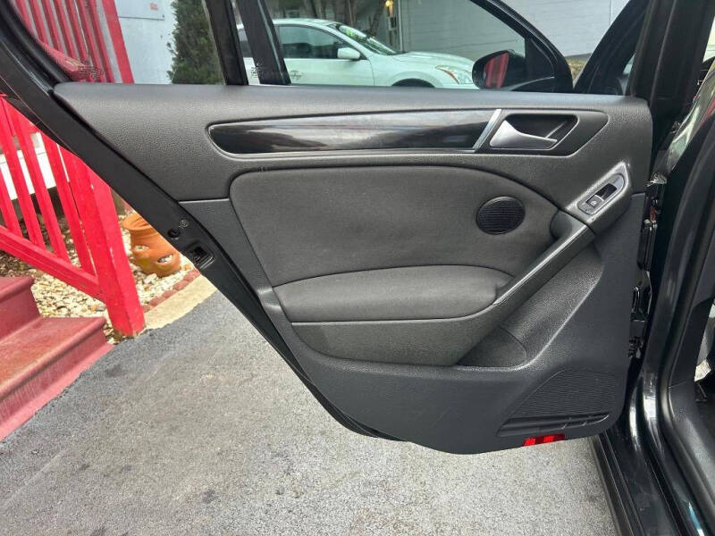 2012 Volkswagen GTI Autobahn PZEV