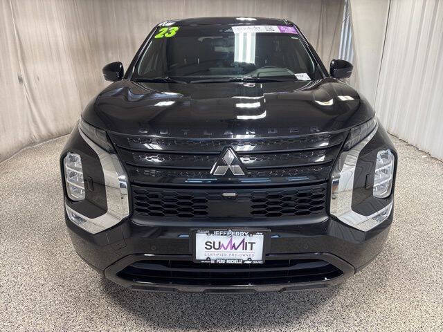 2023 Mitsubishi Outlander SEL