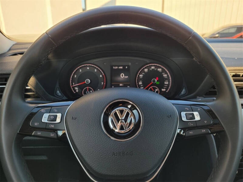 2022 Volkswagen Passat SE