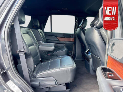 2023 Lincoln Navigator Standard