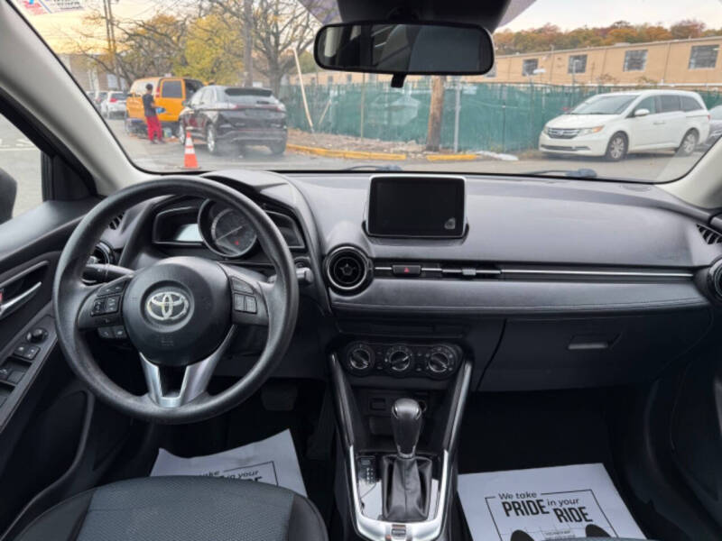 2017 Toyota Yaris iA