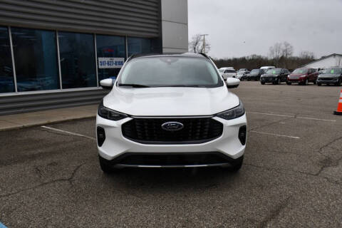 2026 Ford Escape Hybrid Platinum