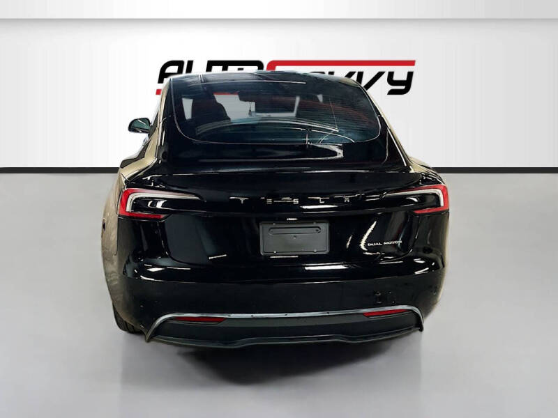 2025 Tesla Model 3 Long Range