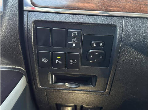 2021 Toyota Land Cruiser Heritage Edition