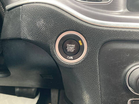 2017 Dodge Charger SE