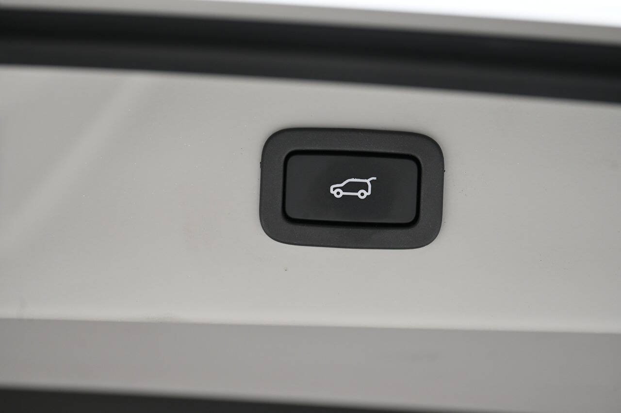 2016 Land Rover Range Rover 12