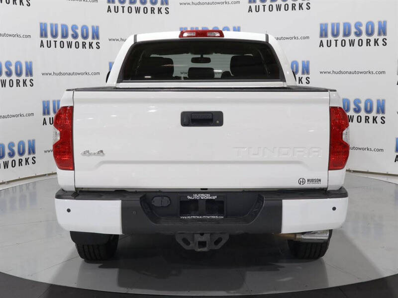 2017 Toyota Tundra SR5