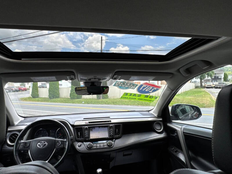 2017 Toyota RAV4 Limited