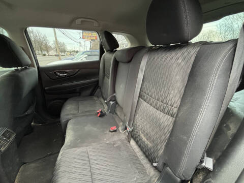 2018 Nissan Rogue SV