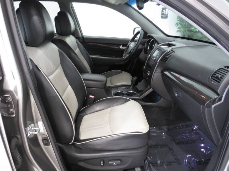 2013 Kia Sorento SX