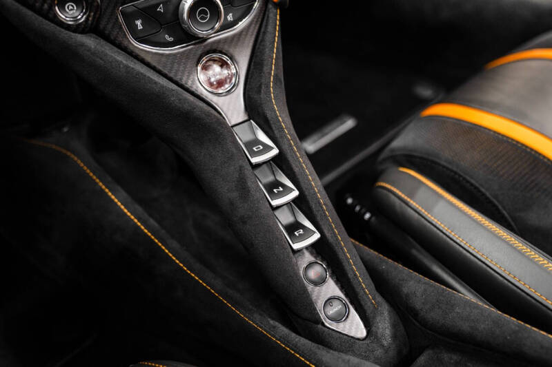 2019 McLaren 720S Performance