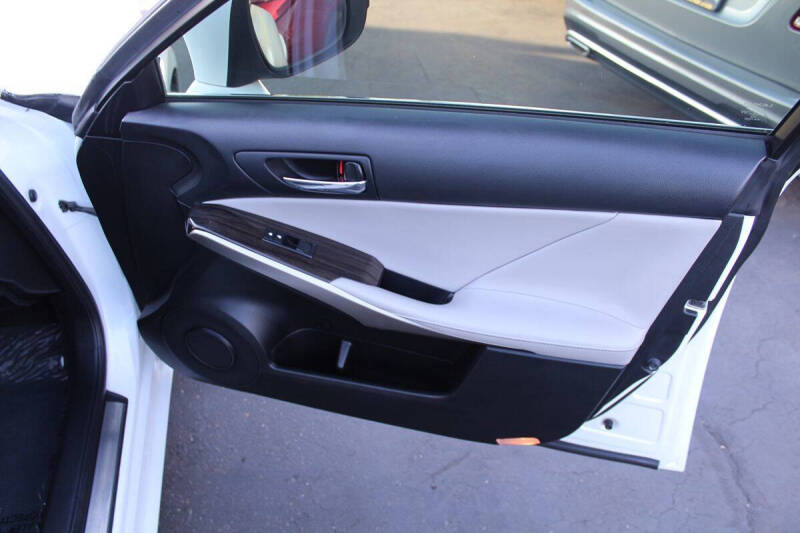 2015 Lexus IS 250