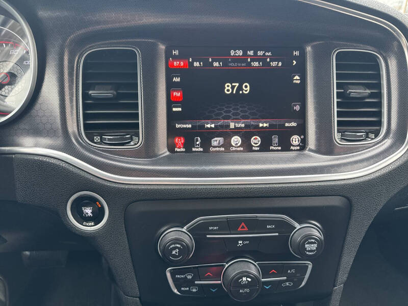 2015 Dodge Charger SXT