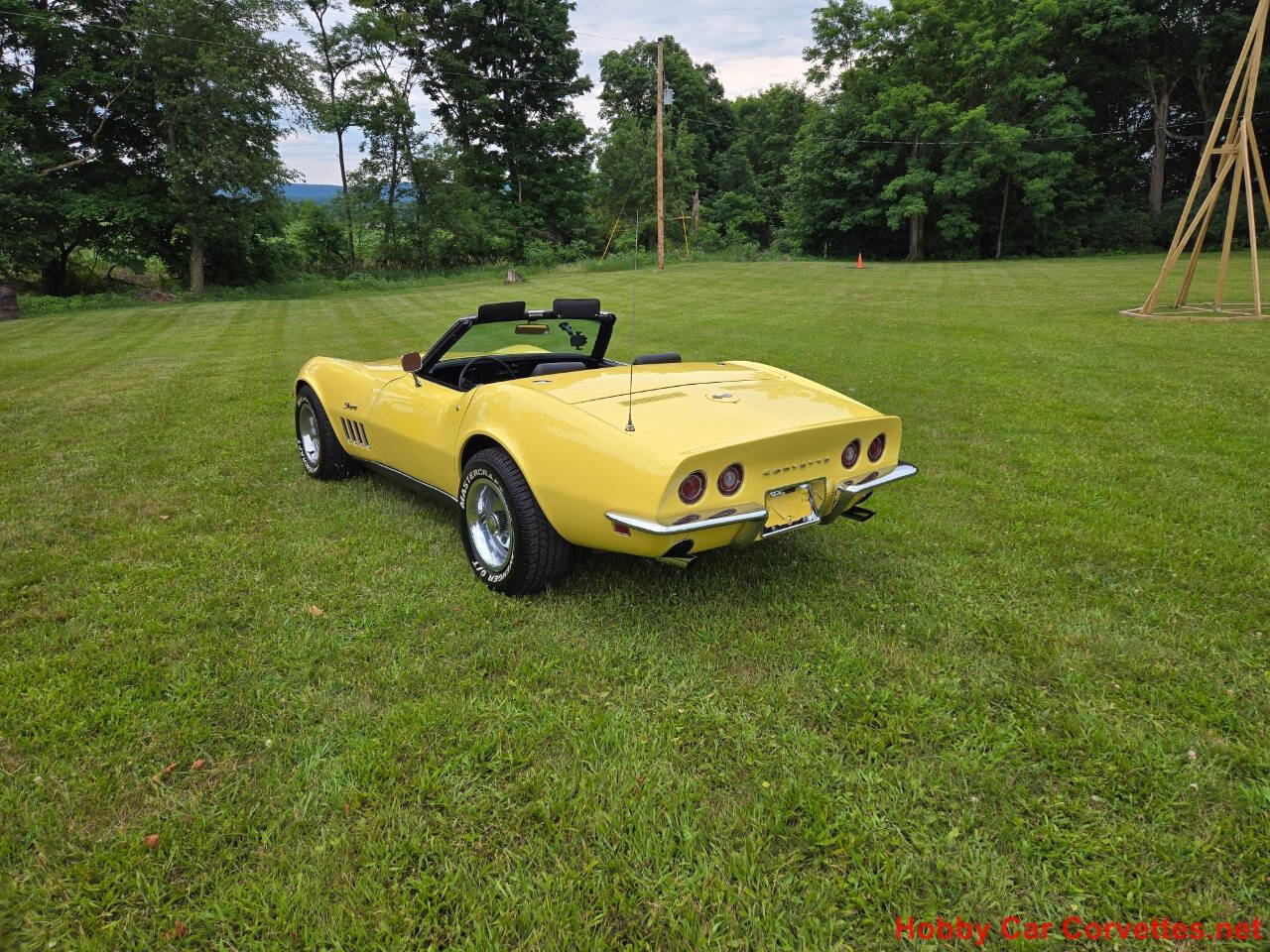 1969 Chevrolet Corvette 27
