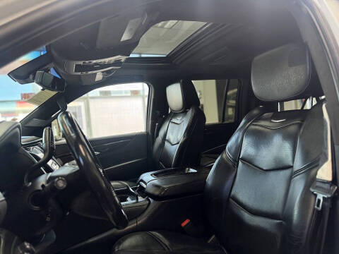 2017 Cadillac Escalade ESV Platinum