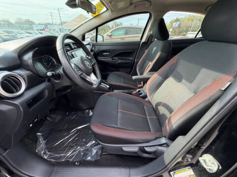 2020 Nissan Versa SR