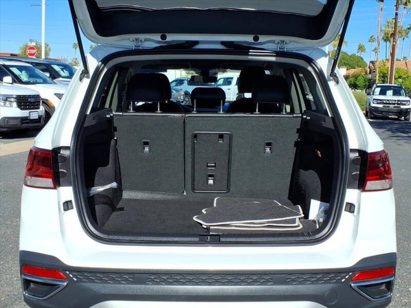 2023 Volkswagen Taos SE 4Motion