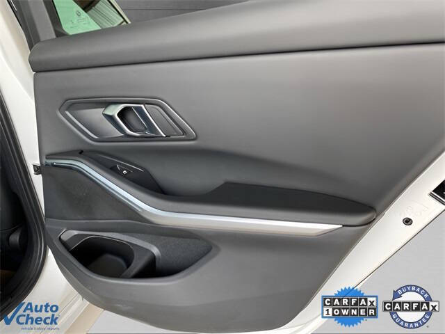 2024 BMW 3 Series 330e