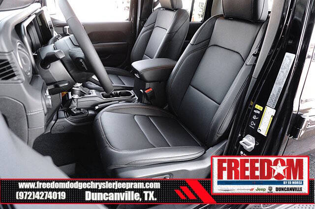 2025 Jeep Gladiator High Tide