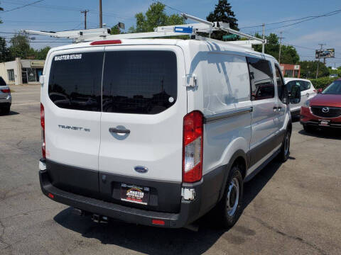2022 Ford Transit