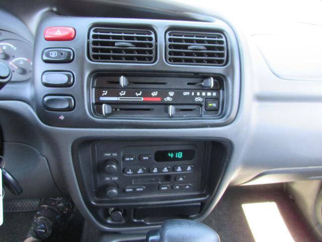 2001 Chevrolet Tracker