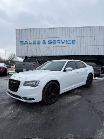 2015 Chrysler 300 for sale at Gravity Auto Sales in Eastpointe MI