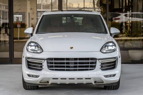 2016 Porsche Cayenne GTS