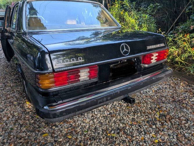 1982 Mercedes-Benz 300-Class