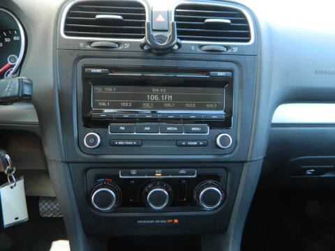 2013 Volkswagen Golf 2.5L PZEV