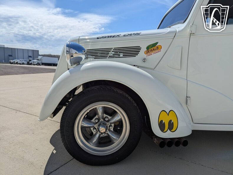1948 Ford Anglia