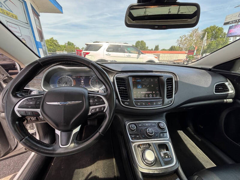 2015 Chrysler 200 C