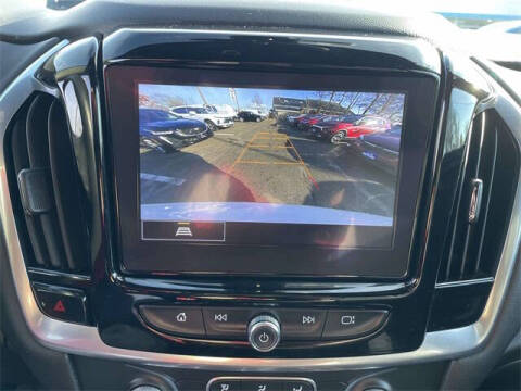 2022 Chevrolet Traverse LT Leather