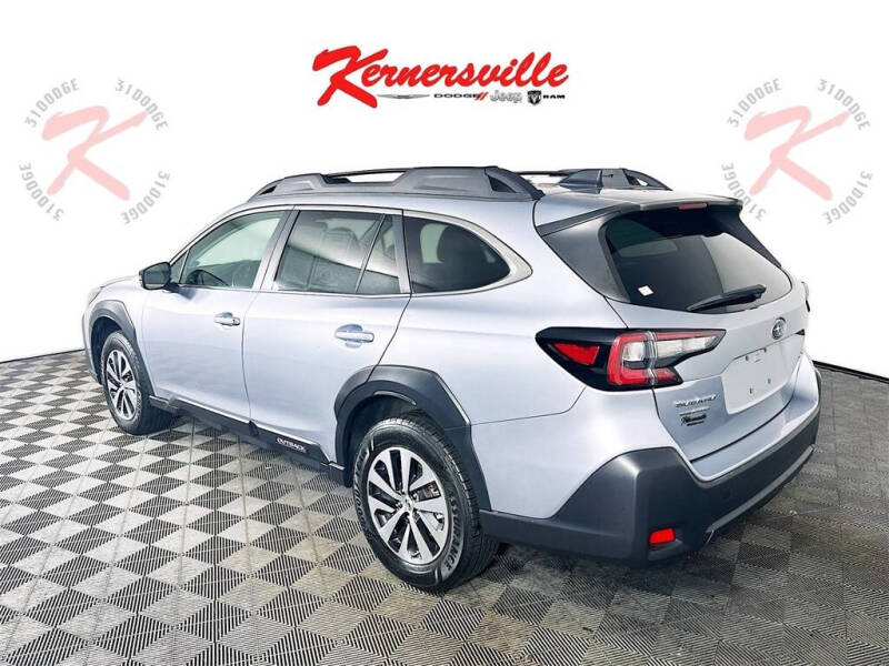 2024 Subaru Outback Premium