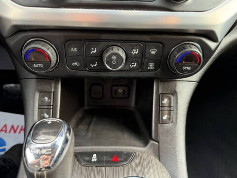 2017 GMC Acadia SLT-2