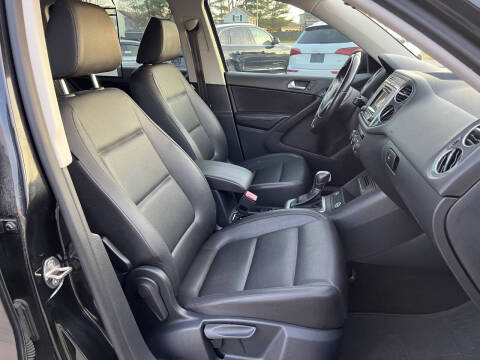 2016 Volkswagen Tiguan 2.0T SE