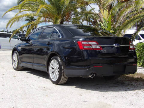 2017 Ford Taurus Limited