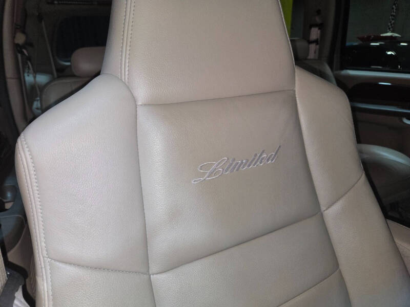 2004 Ford Excursion Limited