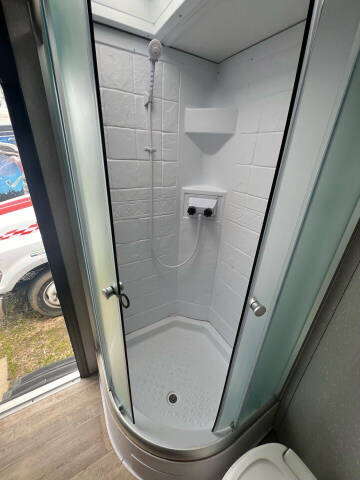 2022 CHEROKEE FOREST RIVER