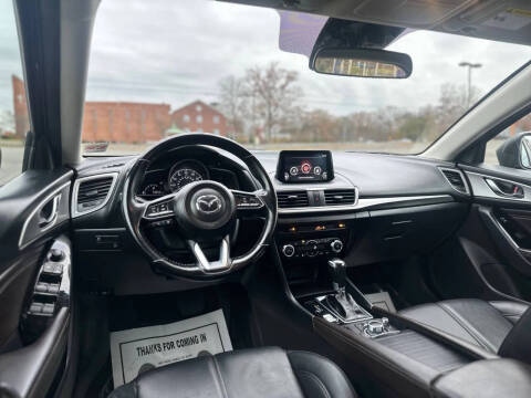 2018 Mazda MAZDA3 Touring