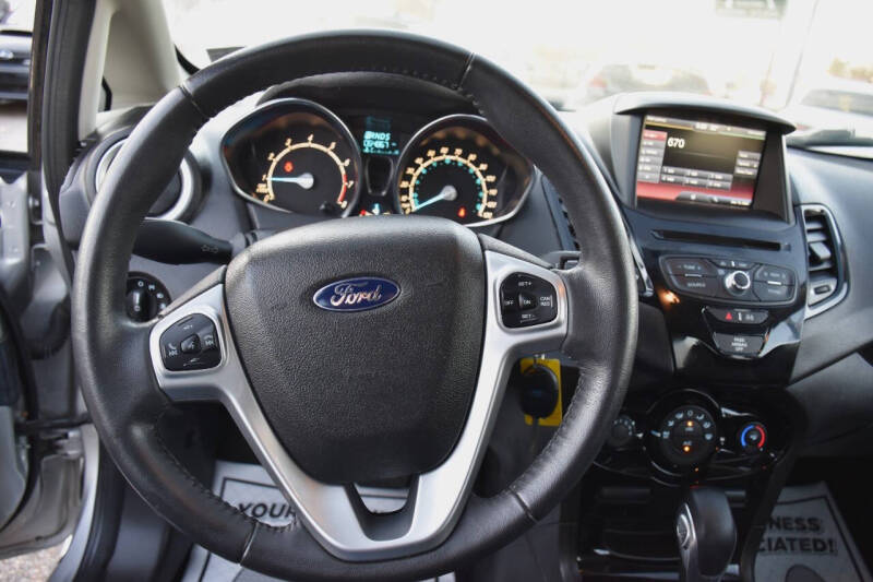 2014 Ford Fiesta SE