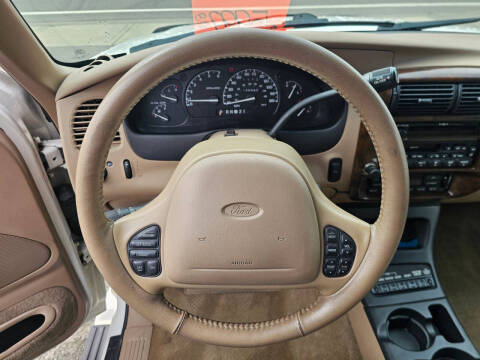 2000 Ford Explorer Limited