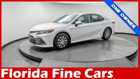 2024 Toyota Camry Hybrid LE