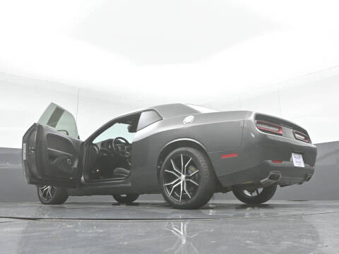 2017 Dodge Challenger SXT
