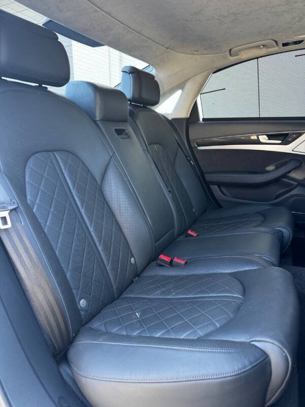 2014 Audi S8 4.0T quattro