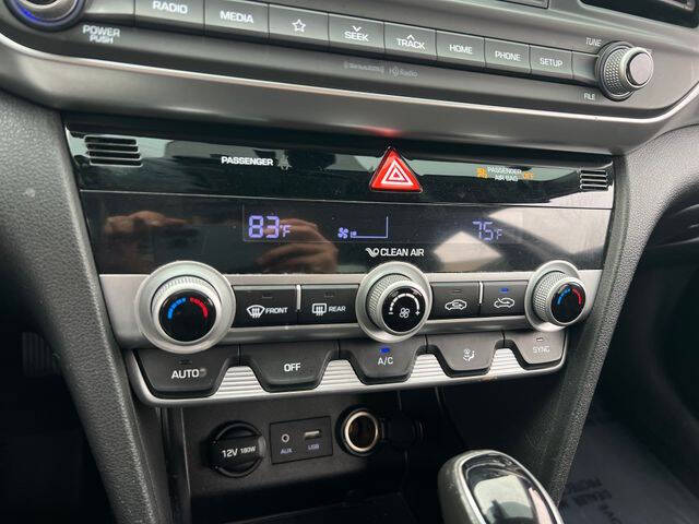 2019 Hyundai Elantra