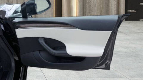 2023 Tesla Model S Standard Range