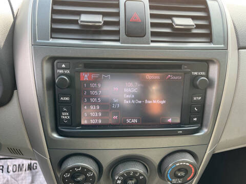 2013 Toyota Corolla LE